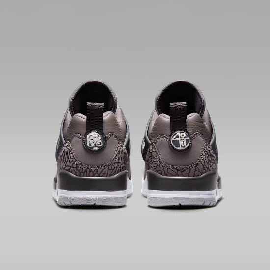 Air Jordan Spikize Cave stone