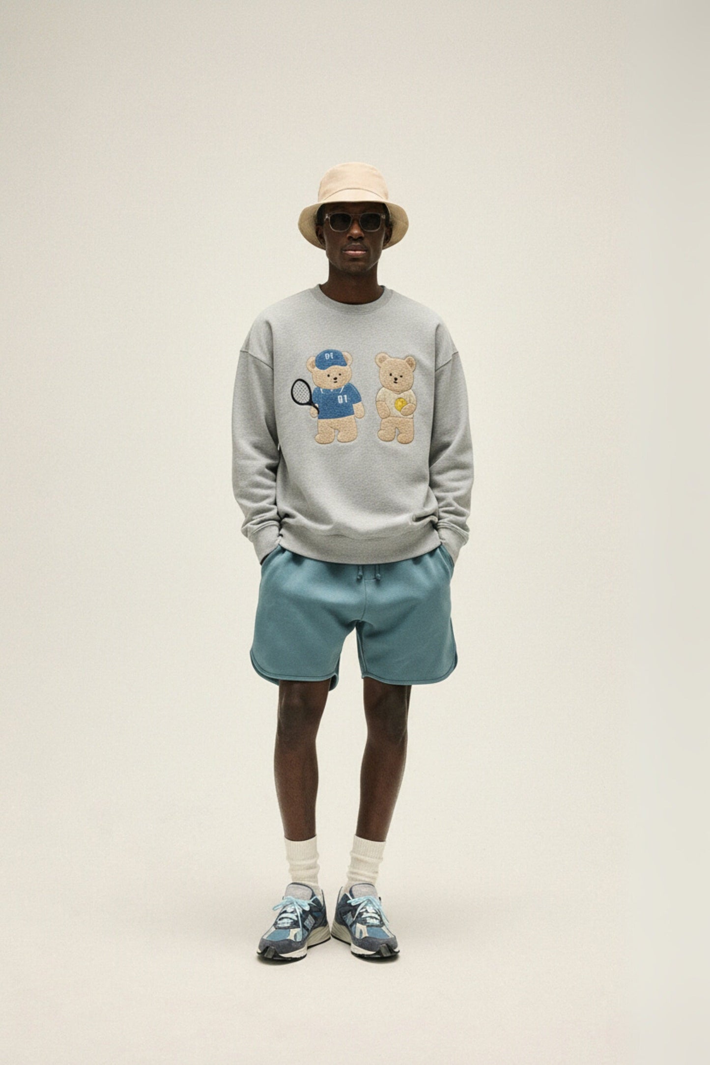 Amoo Tennis Bear Men’s Sweatshirt