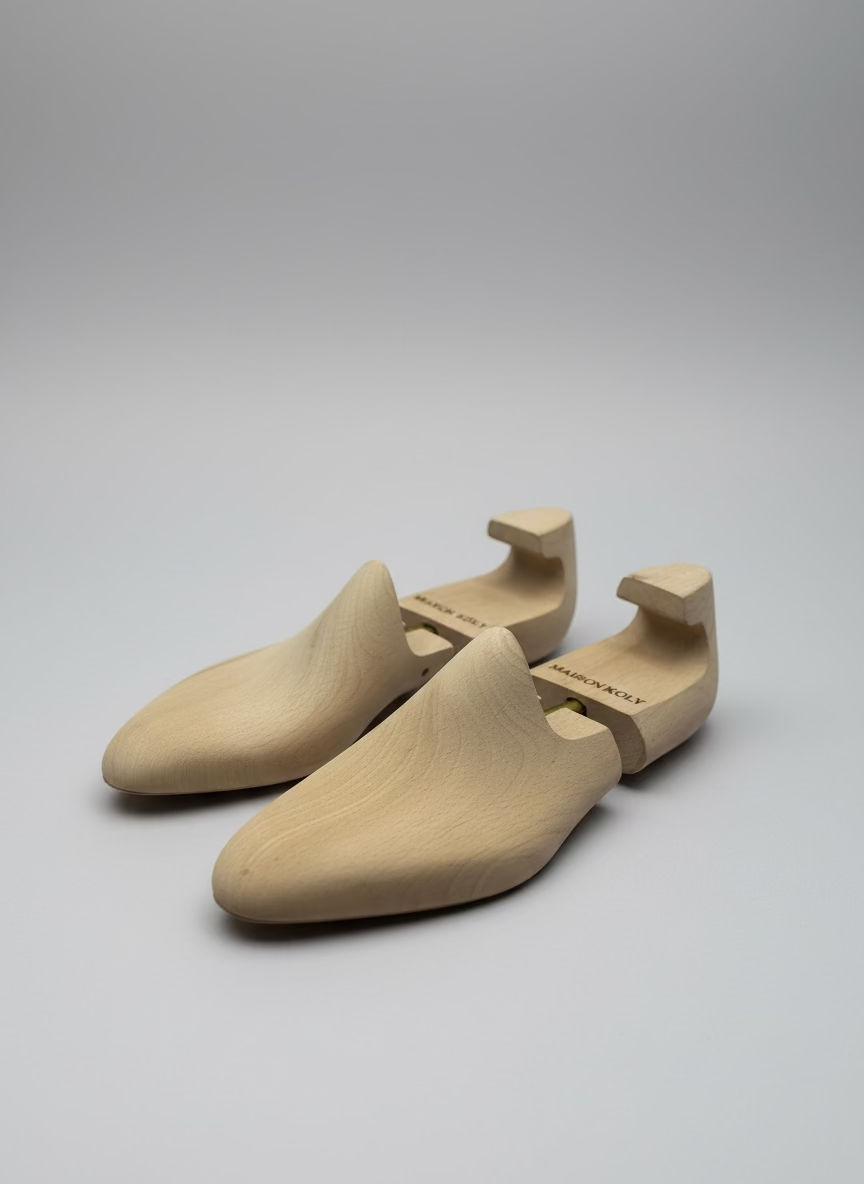 Maison Koly Prestige lasted wooden shoe trees - Tube by maisonkoly.com