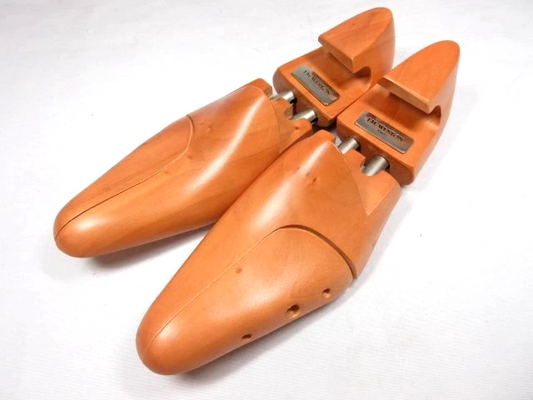 JM Weston lasted wooden shoe trees - maisonkoly.com 5 Shoe Accessories