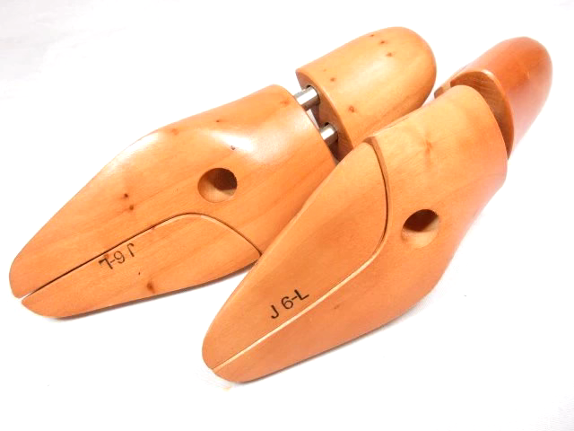 JM Weston lasted wooden shoe trees - maisonkoly.com Shoe Accessories