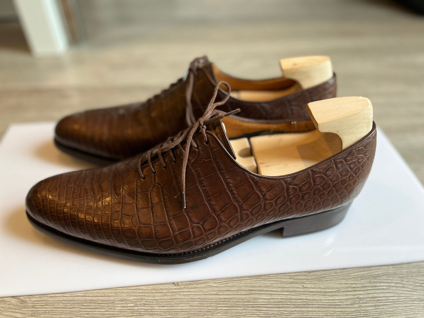 JM Weston Wholecut Alligator Oxfords - Preowned - maisonkoly.com shoes